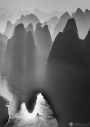 广西壮族自治区-欧元福-孤舟会群峰