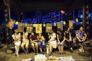 陈小林-湖北-星期天的义卖活动-