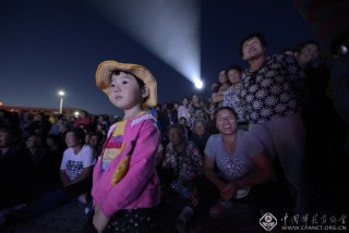 魏占军-内蒙古--村头晚会