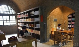 河南-白水平--老家莫沟的窑洞图书馆-快乐阅读-