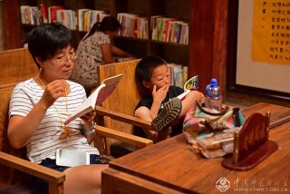 河南-白水平--老家莫沟的窑洞图书馆-忘我阅读-