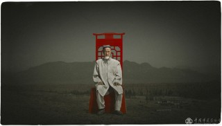 贾松冰 中国新疆 艺术类 《红椅子》