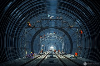 梁辉    中国广东 艺术类   《筑梦》