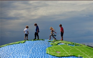 沈瑜   中国广东 主题类  《我们的地球》