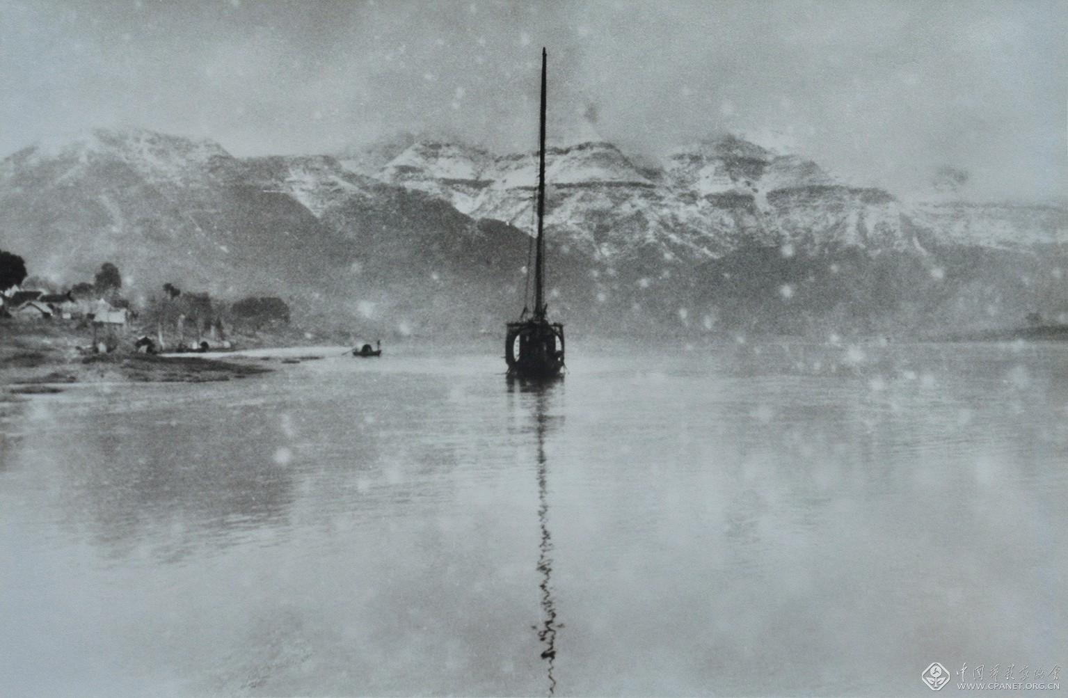 《富春初雪》1919年，浙江富春江 郎静山 摄.jpg