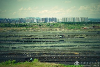 组照—陈韶华-三十里煤海三十里工业画廊 (6)