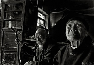 诉说