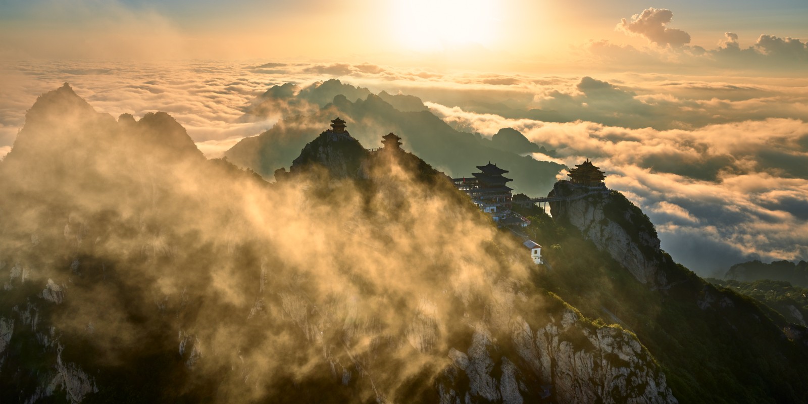 洛陽(yáng)老君山110X220-P0003183s.jpg