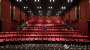 李新霞《疫情下的第三产业》