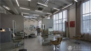 李新霞《疫情下的第三产业》