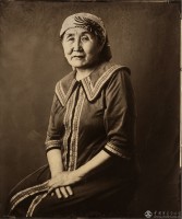 王伟《使鹿鄂温克人》
