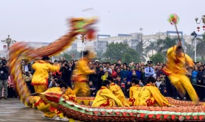 禤培广  《龙抬头》