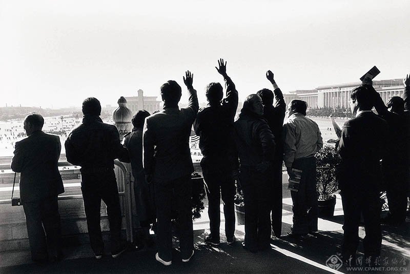 1988年北京天安门城楼上的游客i1-a6-p001zg009218.jpg