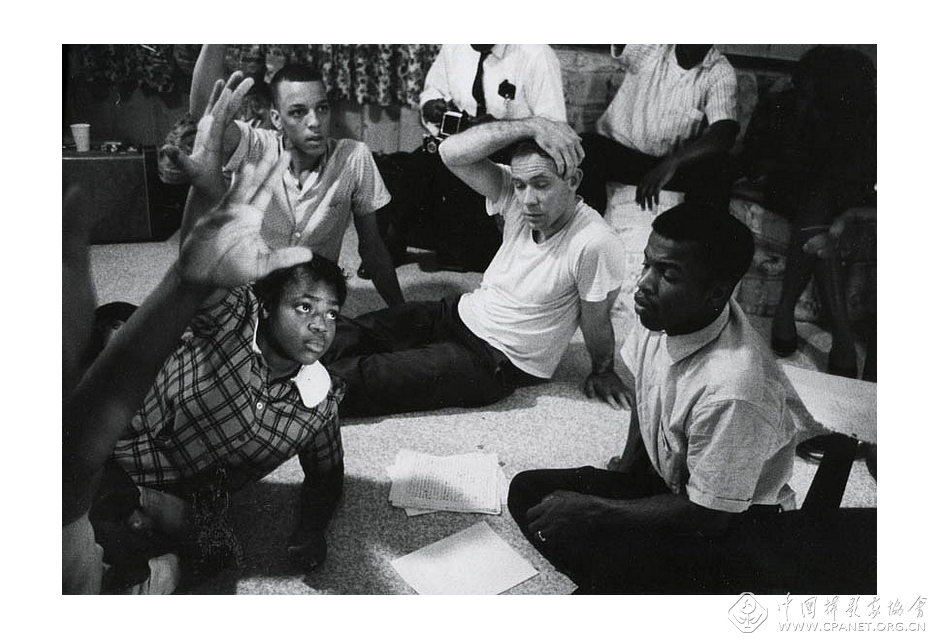 003-bruce-davidson-theredlist.png